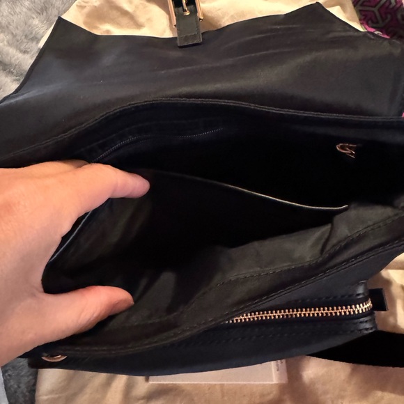 Tory Burch Tilda nylon crossbody. - Picture 6 of 9